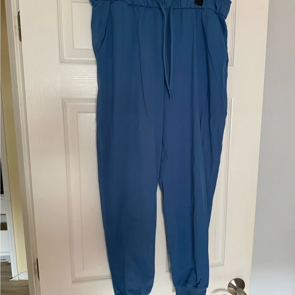 Lululemon High Rise Joggers - Picture 1 of 4